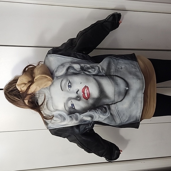 Vintage Hand Airbrushed Marilyn Monroe Leather Jacket, Unisex Size L/XL - Picture 17 of 17